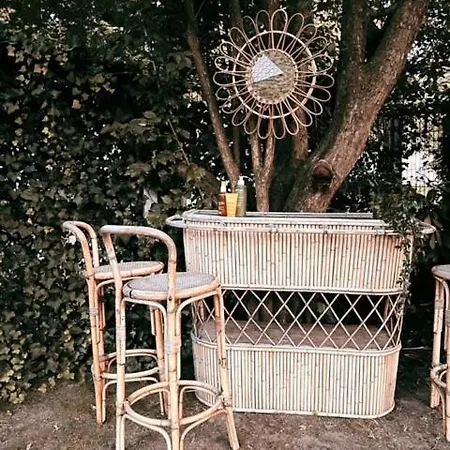 Glamping Van Betty Sue خيمة فخمة *